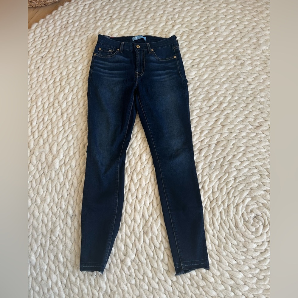 Women's cropped skinny jeans